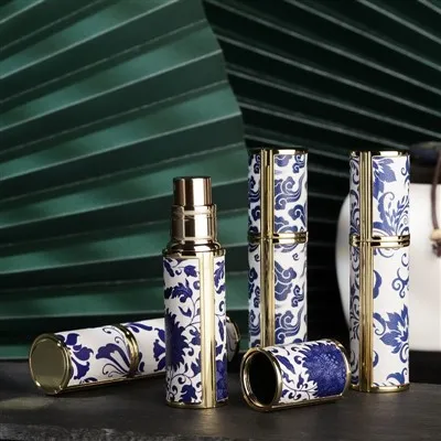 Mini perfume de viaje con recambio en spray